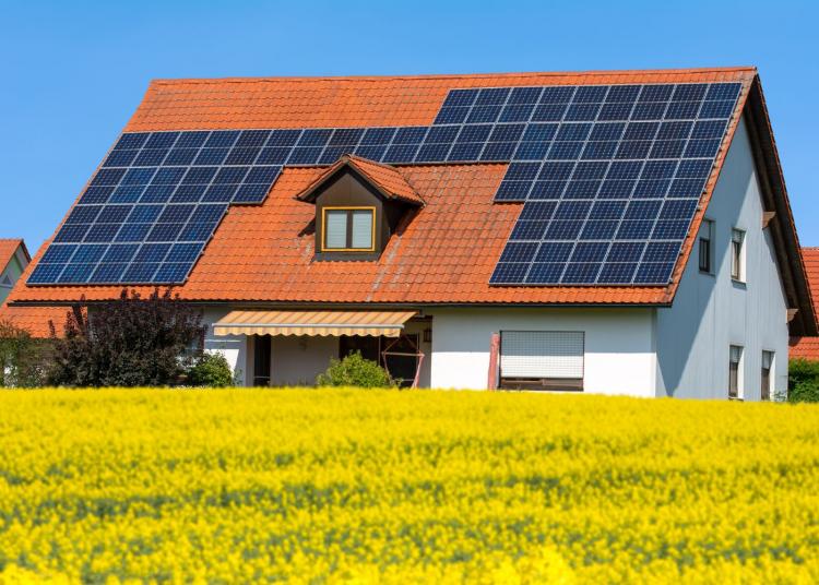 Solaranlage mit Montage